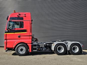 TGX 33.560 6x4 / INTARDER / PTO / 198 dkm.
